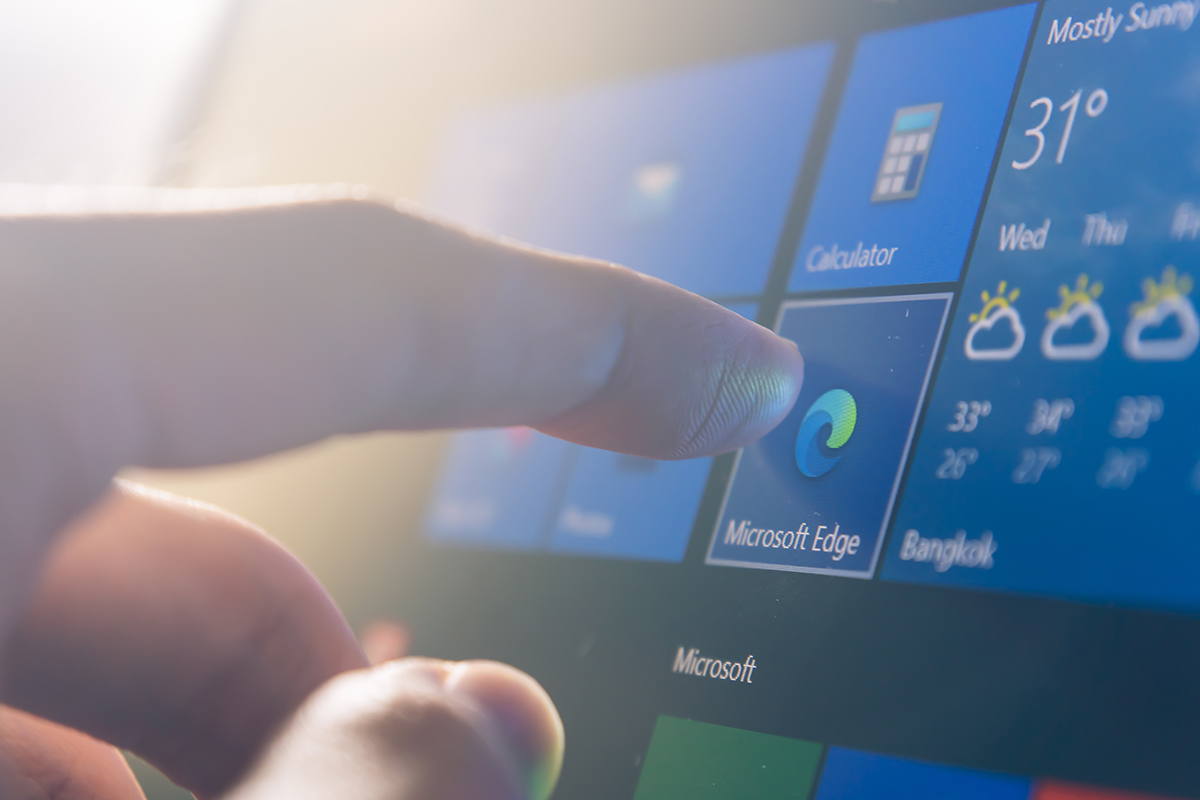 clicking microsoft edge on a touch screen